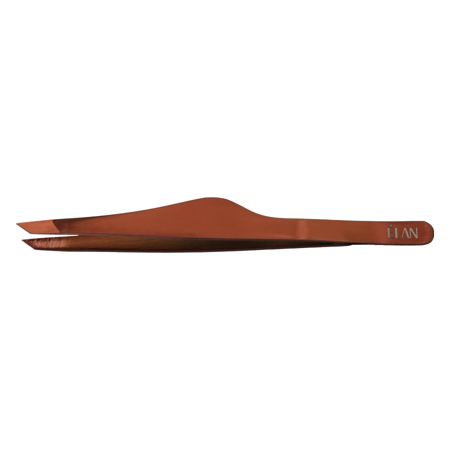 Élan Slant Tip Tweezer in matte copper finish features a precise angled tip designed for expert brow shaping and effortless hair removal