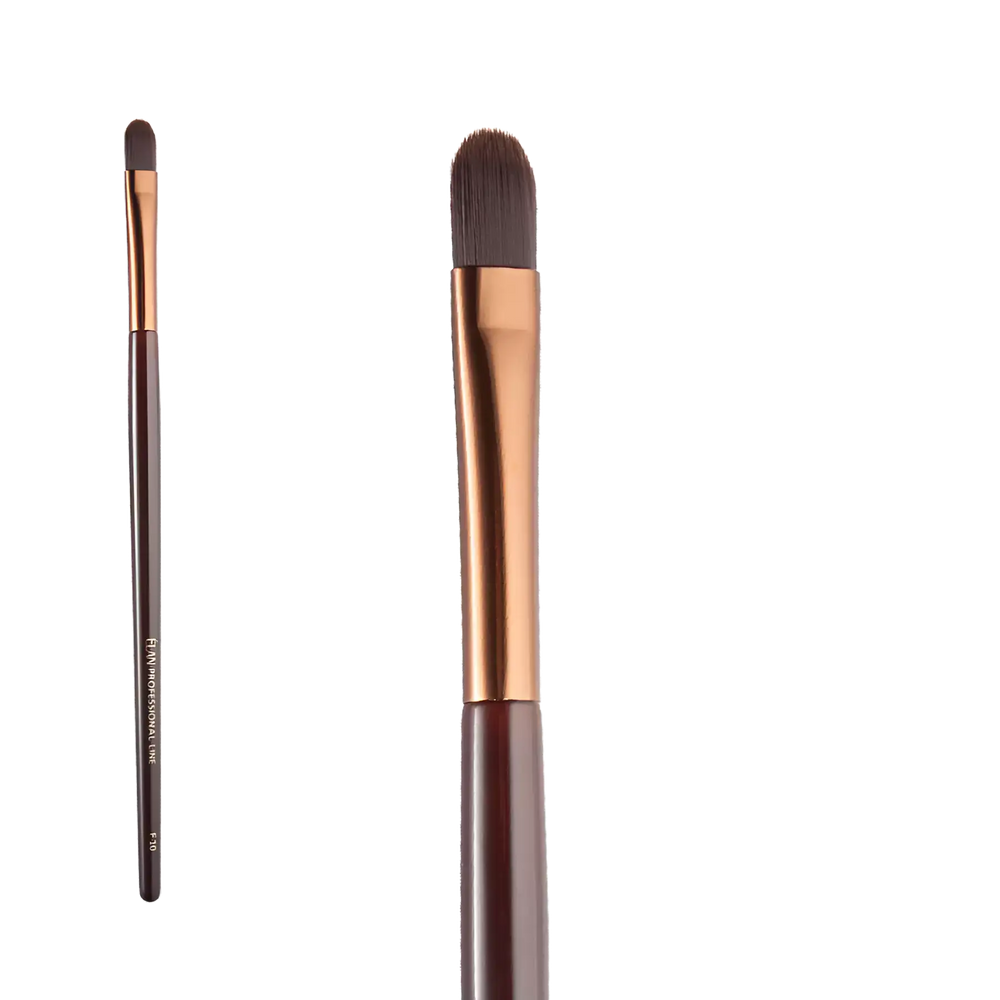 ÉLAN Professional Brush Face No.10 with dense flat synthetic bristles for precise blending of concealers, eyeshadows, and powders