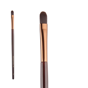 ÉLAN Professional Brush Face No.10 with dense flat synthetic bristles for precise blending of concealers, eyeshadows, and powders