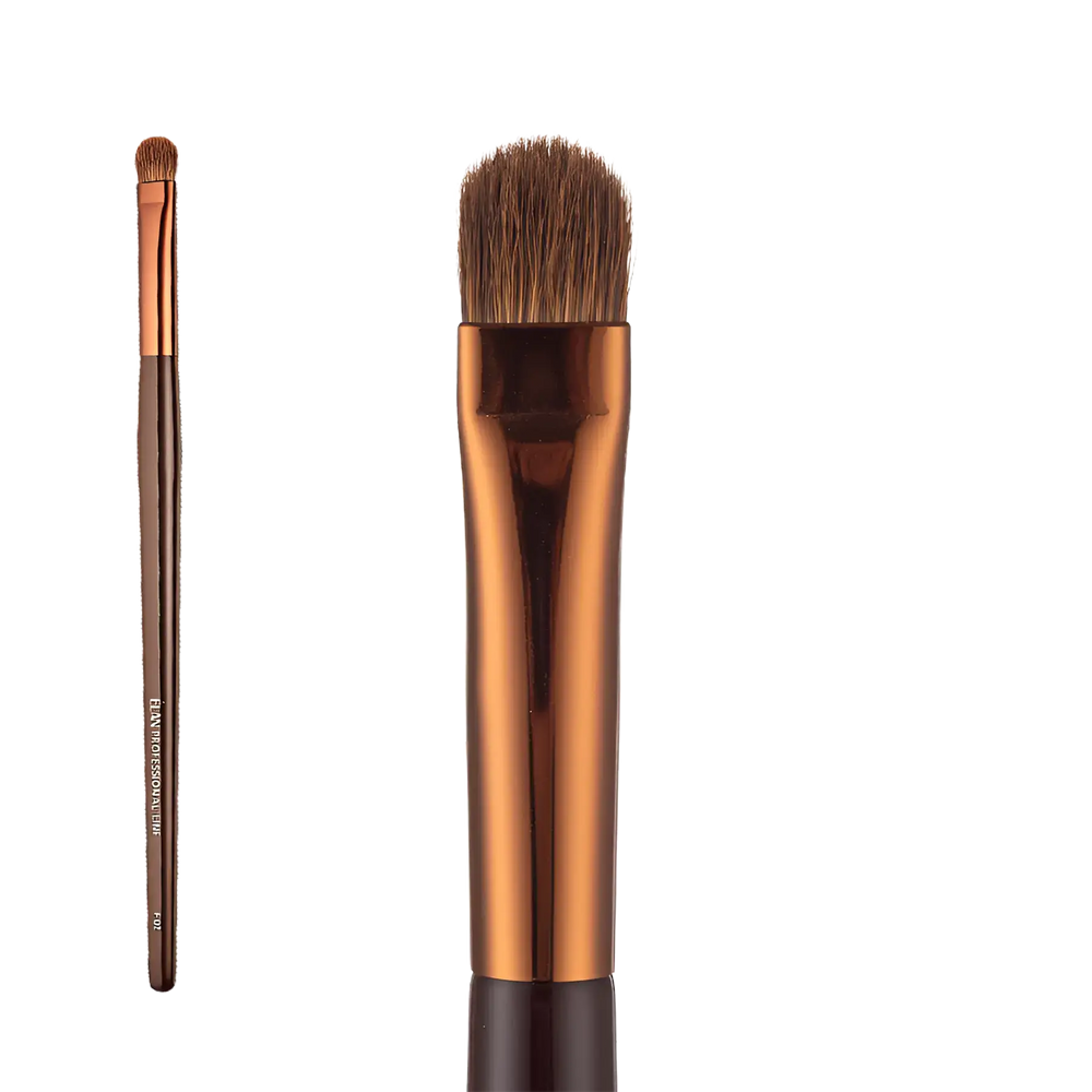 Élan Professional Brush Face No.2 featuring a flat, rounded synthetic brush head ideal for precise application and blending of creamy or gel-based makeup products