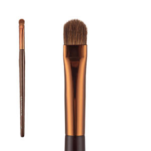 Élan Professional Brush Face No.2 featuring a flat, rounded synthetic brush head ideal for precise application and blending of creamy or gel-based makeup products
